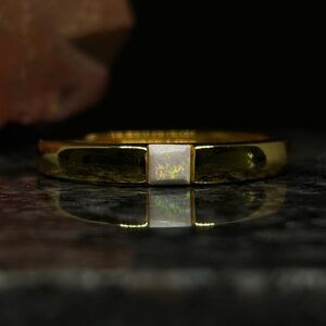 The Fire Flame 18k Gold Handmade Fashion Petite Minimalist Opal Tension Ring
